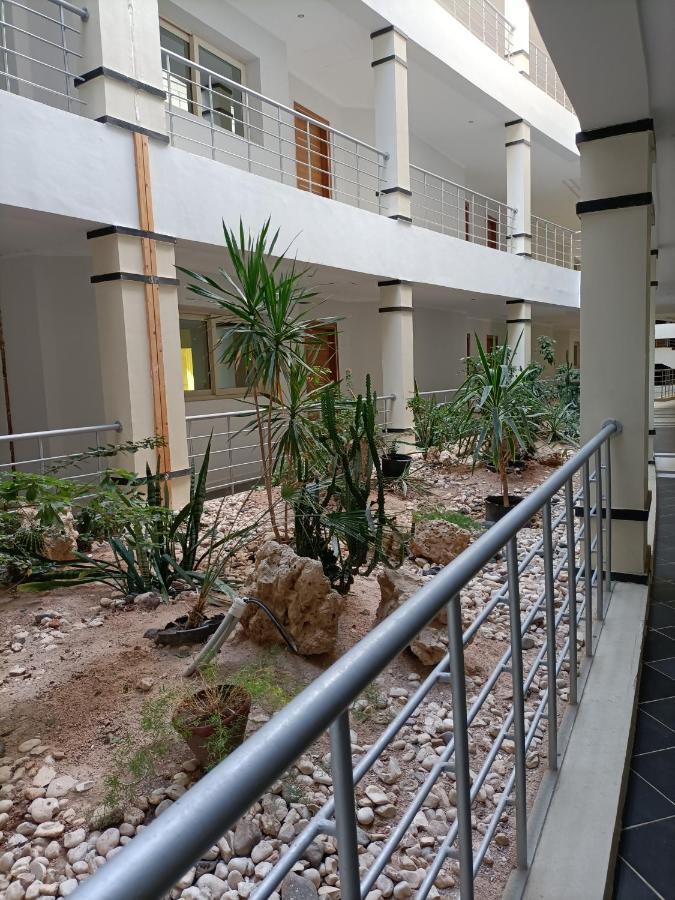 Tony'S Privy Beds By Red Sea Apartment Hurghada Ngoại thất bức ảnh